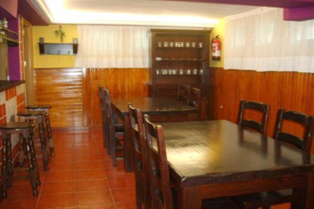 Auto Check In Hotel Las Nieves Jaca Eksteriør billede